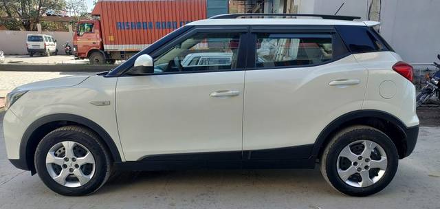 https://images10.gaadi.com/usedcar_image/3631573/original/processed_img2896697__used_car_2896697_1697803945.jpg?imwidth=6402