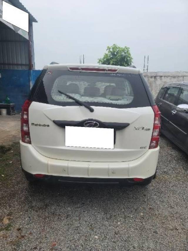 https://images10.gaadi.com/usedcar_image/3631662/original/processed_2a92d702-43b7-4ddf-8db0-d8c0e4ba84a0.jpg?imwidth=6401