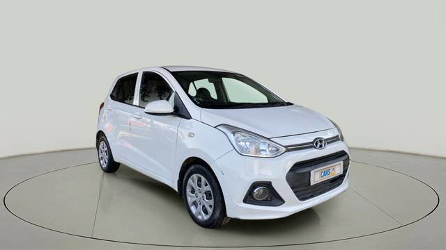 https://images10.gaadi.com/usedcar_image/3631742/original/slot__1-7-Exterior-14434651736-84970a313dba4e6fb6c7f8a1832a162a-Exterior-7.jpg?imwidth=6400
