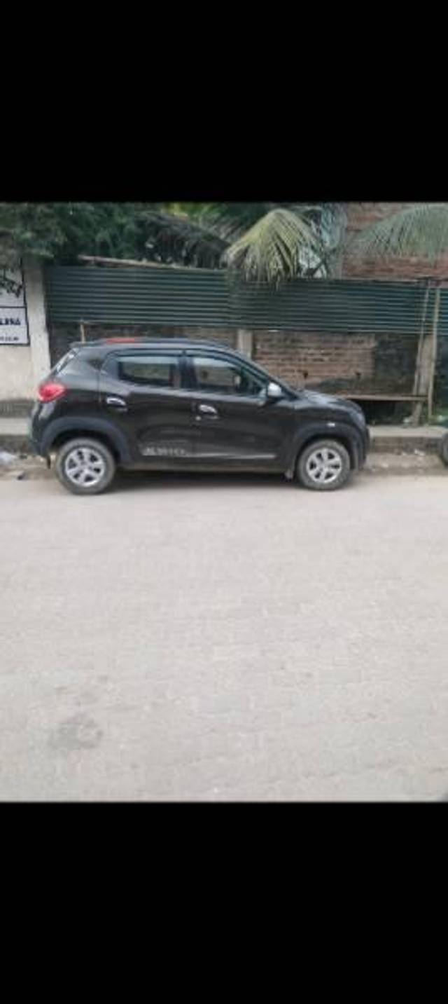 https://images10.gaadi.com/usedcar_image/3631878/original/processed_cb9538da-6163-4742-aa15-e6f64863afca.jpg?imwidth=6401