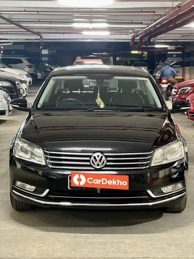 https://images10.gaadi.com/usedcar_image/3631928/original/processed_img2896848__used_car_2896848_1697820614.jpg?imwidth=6402