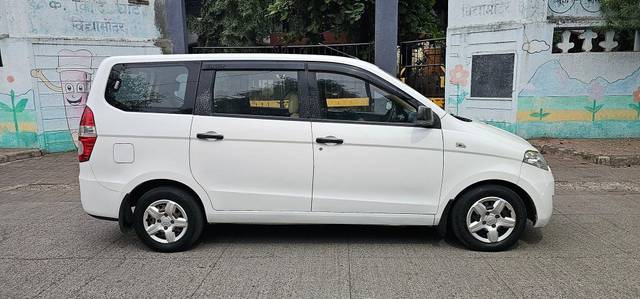 https://images10.gaadi.com/usedcar_image/3631929/original/processed_img2896849__used_car_2896849_1697820789.jpg?imwidth=6401