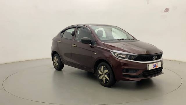 https://images10.gaadi.com/usedcar_image/3631996/original/abaa61e9-18ff-4aeb-951b-18301045b7ed__43.jpg?imwidth=6400