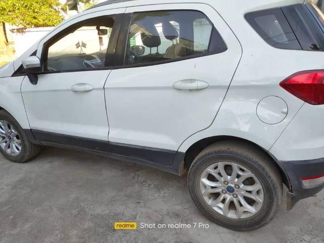 https://images10.gaadi.com/usedcar_image/3632160/original/processed_6f07a70b-f3cf-4d41-98d3-ec3df3ec71dc.jpg?imwidth=6402