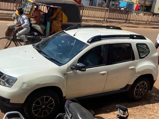 https://images10.gaadi.com/usedcar_image/3632331/original/processed_2b5df0c8-1972-46bc-b37f-70a4760d3b05.jpg?imwidth=6402