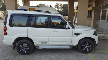 Mahindra Scorpio S3 7 Seater Mahindra Scorpio S3 7 Seater