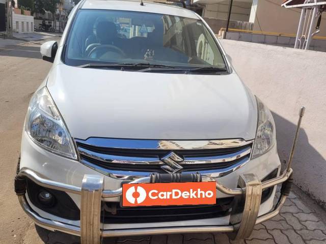 https://images10.gaadi.com/usedcar_image/3632383/original/processed_f175755a-2860-4be7-aa2b-7f954b305463.jpg?imwidth=6400