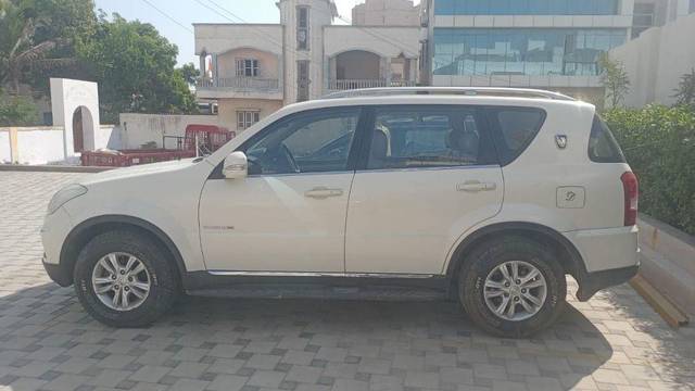 https://images10.gaadi.com/usedcar_image/3632405/original/processed_f103ebb0-36d0-4856-86d8-871431a873df.jpeg?imwidth=6401