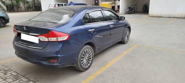 https://images10.gaadi.com/usedcar_image/3632492/original/processed_01c37f92-1cd6-460e-80ea-5a5b4ab0726e.jpg?imwidth=6400
