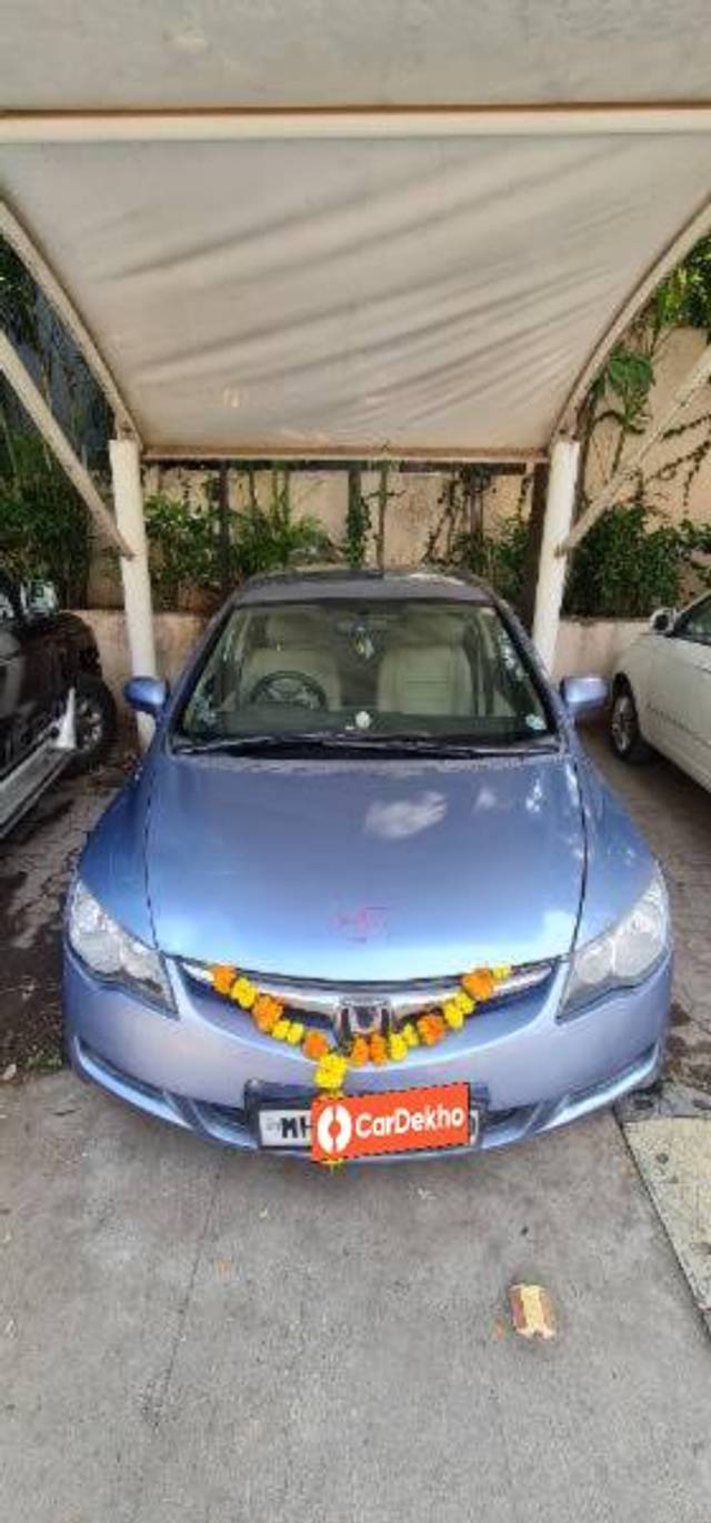 https://images10.gaadi.com/usedcar_image/3632506/original/processed_0f63fb37-5f17-4ffc-b749-38fafd596846.jpg?imwidth=6400