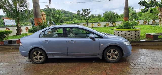 https://images10.gaadi.com/usedcar_image/3632506/original/processed_5973f37a-20d1-48f0-882f-3e0f37d18d43.jpg?imwidth=6401