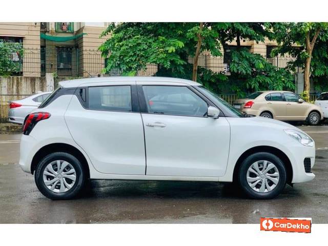 https://images10.gaadi.com/usedcar_image/3632515/original/processed_img2897125__used_car_2897125_1697868066.jpg?imwidth=6401