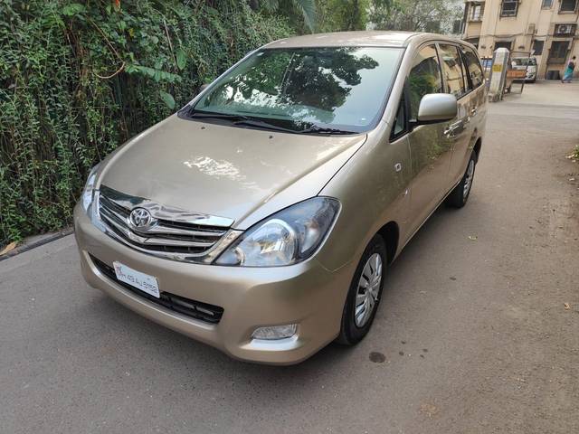 https://images10.gaadi.com/usedcar_image/3632684/original/processed_img2897244__usedcar_whatsappimage2023_12_01at44338pm_2897244_1701515314.jpeg?imwidth=6401