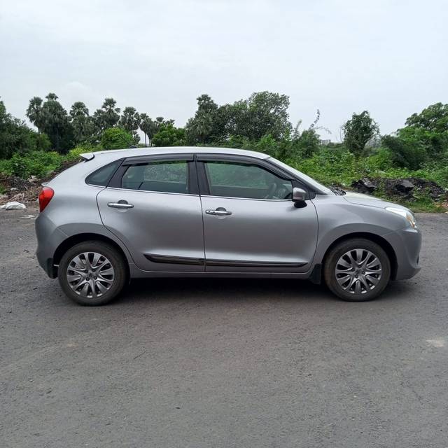https://images10.gaadi.com/usedcar_image/3632838/original/img2897339__used_car_2897339_1697878209.jpg?imwidth=6401