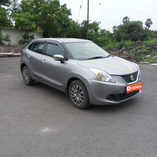 https://images10.gaadi.com/usedcar_image/3632838/original/processed_img2897339__used_car_2897339_1697878190.jpg?imwidth=6400