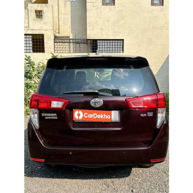 https://images10.gaadi.com/usedcar_image/3632932/original/processed_4413f2dc-e7f2-4cf4-aebc-12a133755f66.jpeg?imwidth=6401