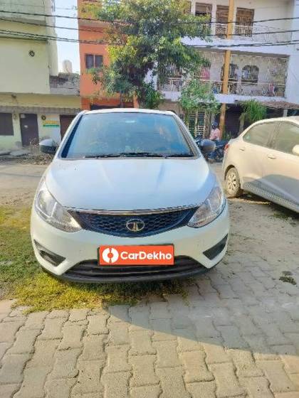 Tata Zest Quadrajet 1.3 75PS XE Tata Zest Quadrajet 1.3 75PS XE