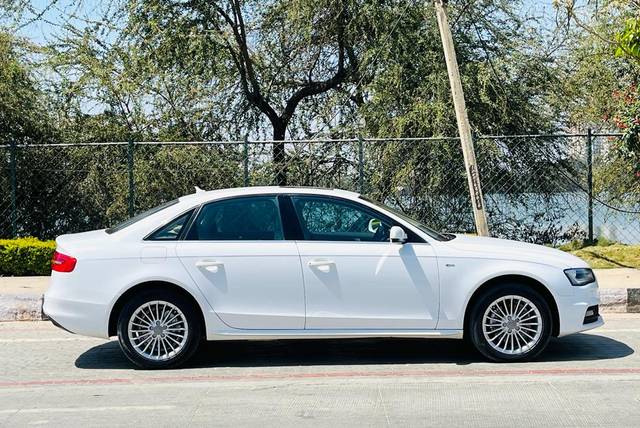 https://images10.gaadi.com/usedcar_image/3633093/original/img2897502__used_car_2897502_1697883505.jpg?imwidth=6401