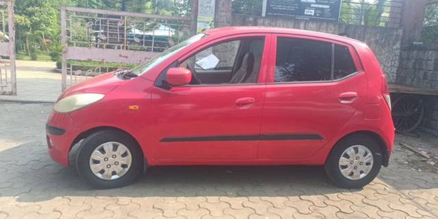 https://images10.gaadi.com/usedcar_image/3633109/original/14__VCC_IMG_1697275681743_1804681_95_1697276069.jpg?imwidth=6401