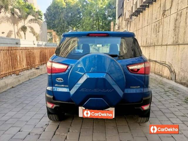 https://images10.gaadi.com/usedcar_image/3633135/original/processed_img2897536__used_car_2897536_1697884853.jpg?imwidth=6402