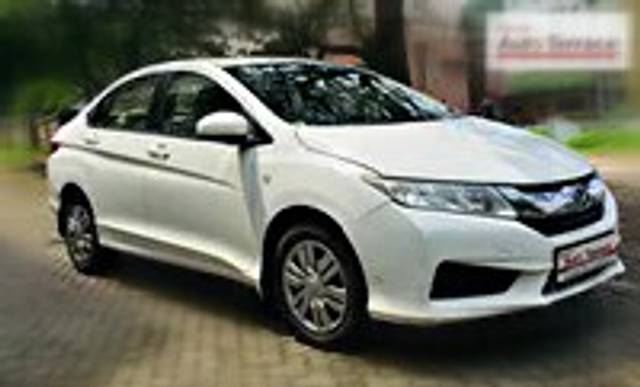 https://images10.gaadi.com/usedcar_image/3633200/original/img3633200__replace_img_6533bc717064e_1697889393.png?imwidth=6400