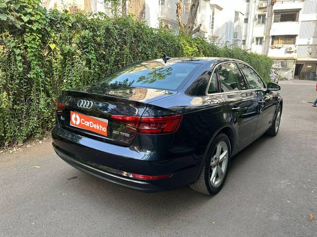 https://images10.gaadi.com/usedcar_image/3633303/original/processed_img2897643__usedcar_whatsappimage2023_10_27at40918pm_1__2897643_1698407897.jpeg?imwidth=6401