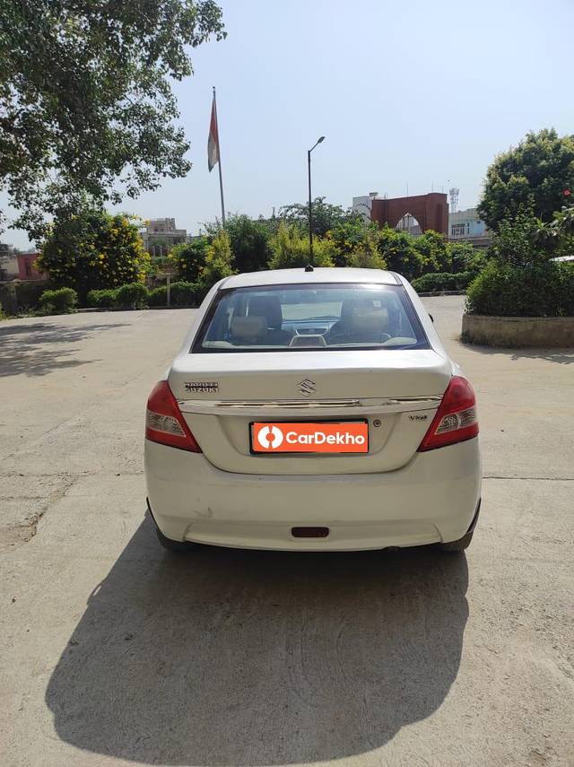 https://images10.gaadi.com/usedcar_image/3633463/original/processed_e56609a8-3aa8-4f3b-807f-187f9c6671cb.jpeg?imwidth=6401
