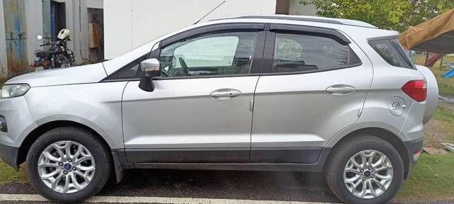https://images10.gaadi.com/usedcar_image/3633684/original/processed_77f2e632-fa71-4e32-b2c0-c8e22afa437e.jpg?imwidth=6402