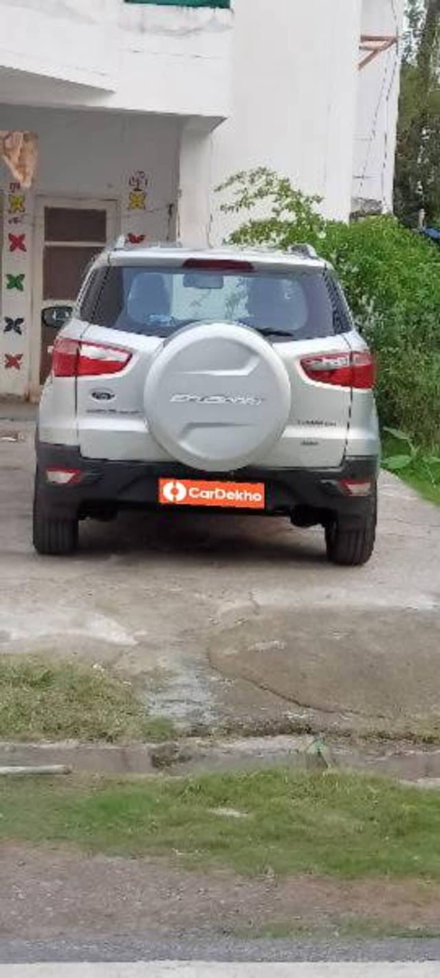 https://images10.gaadi.com/usedcar_image/3633728/original/processed_d5ccd487-e7a0-4db9-9e40-c350f831a179.jpg?imwidth=6401
