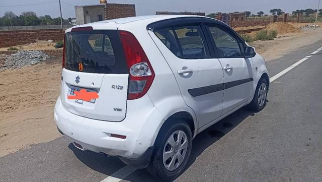 https://images10.gaadi.com/usedcar_image/3633751/original/processed_df2b189a-695e-419e-b001-4af2f7e8ec99.jpg?imwidth=6401