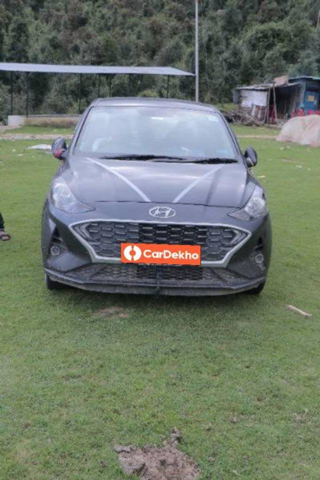 https://images10.gaadi.com/usedcar_image/3633764/original/processed_152173f8-41f9-420e-8956-6fab3fb261a8.JPG?imwidth=6400