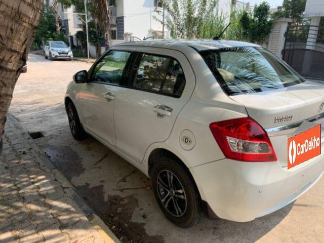 https://images10.gaadi.com/usedcar_image/3633977/original/processed_5fecae2a-f74f-415c-97b6-3be64c85c77c.jpeg?imwidth=6402