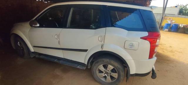 https://images10.gaadi.com/usedcar_image/3634020/original/processed_92751300-ec50-4cac-9dca-a1cbb0205390.jpg?imwidth=6402