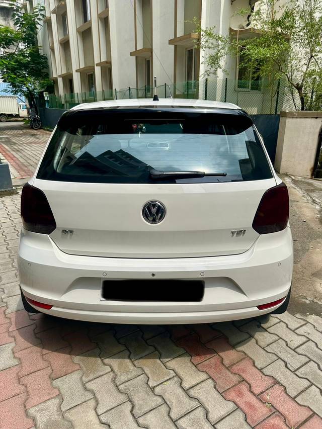 https://images10.gaadi.com/usedcar_image/3634105/original/img2897900__used_car_2897900_1697953868.jpg?imwidth=6402
