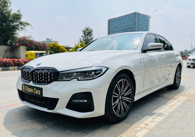 https://images10.gaadi.com/usedcar_image/3634132/original/img2897905__used_car_2897905_1697974758.jpg?imwidth=6402