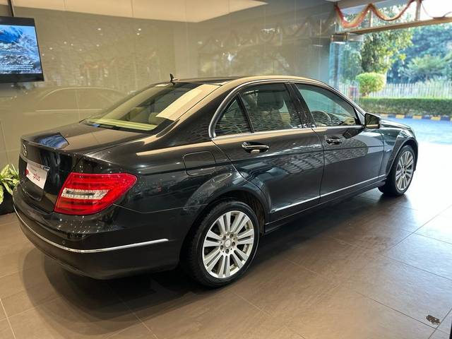 https://images10.gaadi.com/usedcar_image/3634307/original/processed_img2897990__usedcar_whatsappimage2023_10_21at165047_4__140381697960565_1697960599.jpeg?imwidth=6401