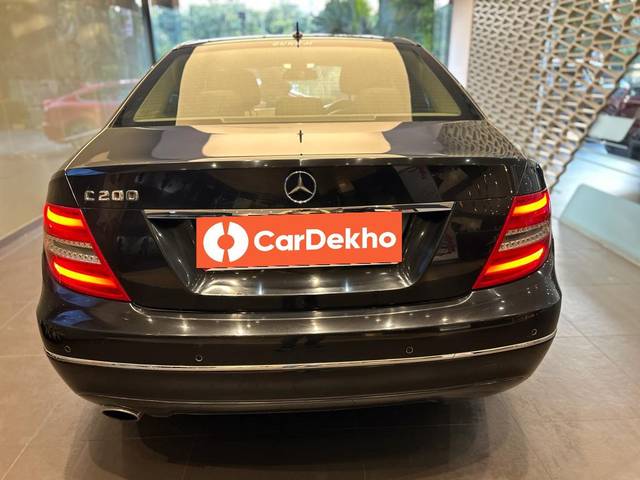 https://images10.gaadi.com/usedcar_image/3634307/original/processed_img2897990__usedcar_whatsappimage2023_10_21at165048_2__140381697960565_1697960600.jpeg?imwidth=6402