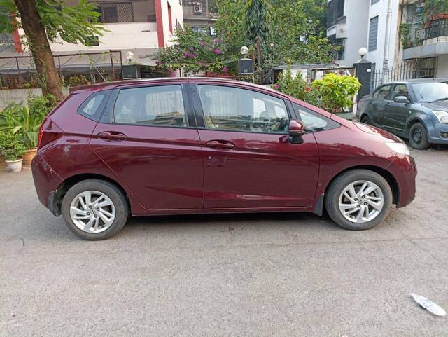 https://images10.gaadi.com/usedcar_image/3634459/original/processed_img2898061__used_car_2898061_1697966562.jpg?imwidth=6401