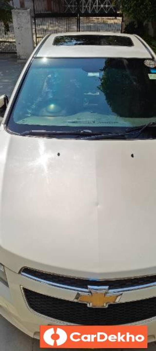 https://images10.gaadi.com/usedcar_image/3634461/original/processed_fa813c8a-8522-4763-8d2a-b774bfb5047f.jpg?imwidth=6400