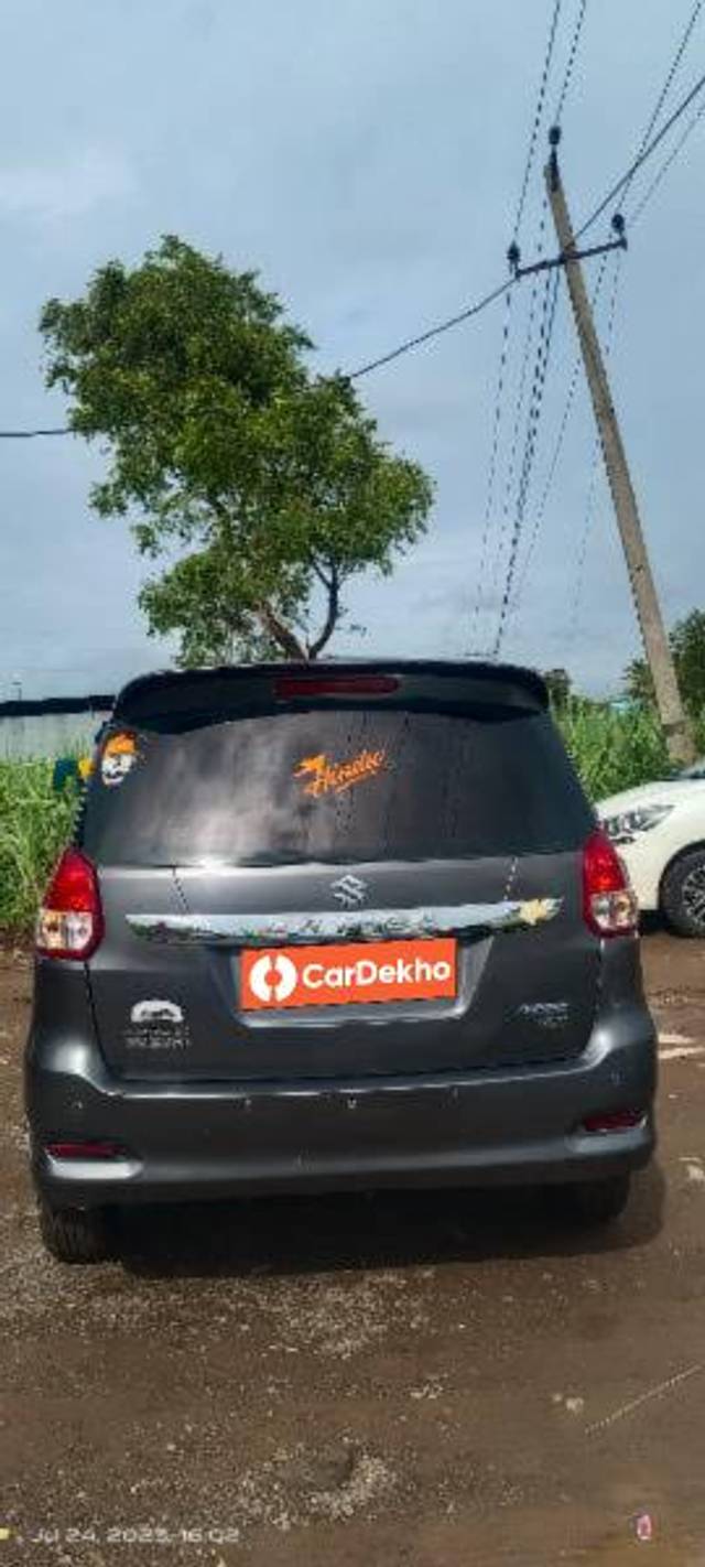 https://images10.gaadi.com/usedcar_image/3634590/original/processed_a10f975c-2595-4966-b7cf-07c7cf4274ff.jpg?imwidth=6401