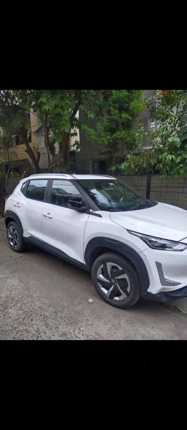https://images10.gaadi.com/usedcar_image/3634655/original/processed_img2898167__used_car_2898167_1697987207.jpg?imwidth=6400