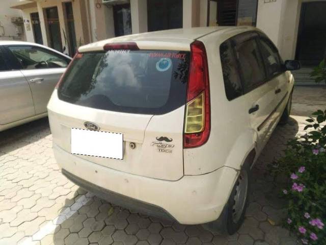 https://images10.gaadi.com/usedcar_image/3634686/original/processed_c0710f62-ac52-4f3c-acde-b9de24050eee.jpg?imwidth=6400