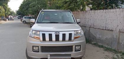 Mahindra TUV 300 T8 AMT Mahindra TUV 300 T8 AMT
