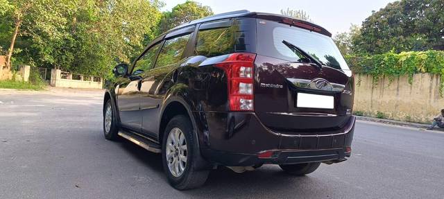 https://images10.gaadi.com/usedcar_image/3634835/original/processed_img2898262__used_car_2898262_1698064475.jpg?imwidth=6402