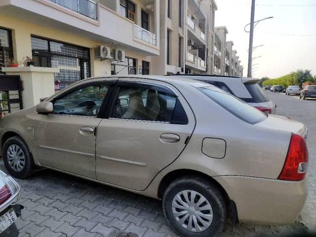 https://images10.gaadi.com/usedcar_image/3634843/original/processed_af01d1d9-bef3-420f-b048-74117cff2a30.jpg?imwidth=6400