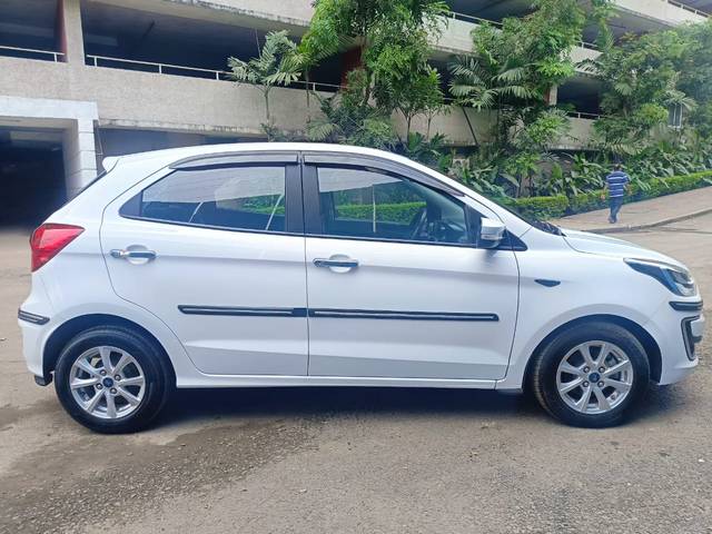 https://images10.gaadi.com/usedcar_image/3634850/original/img2898267__used_car_2898267_1697979511.jpg?imwidth=6401