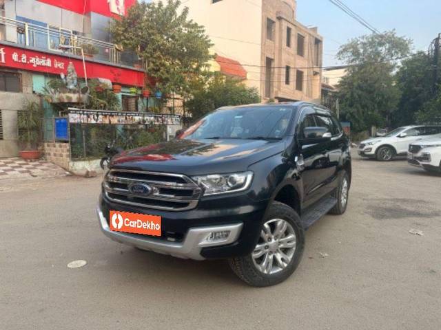 https://images10.gaadi.com/usedcar_image/3634894/original/processed_6a0aad9f-1bb4-4af5-a6d0-d4a74d056416.jpeg?imwidth=6402