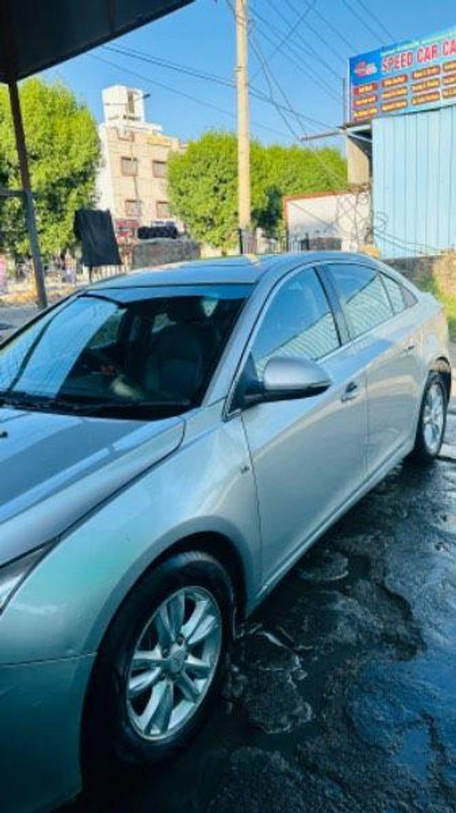 https://images10.gaadi.com/usedcar_image/3634948/original/processed_7cd1ac05-9f46-4291-a00d-6aa86652a94a.jpeg?imwidth=6402