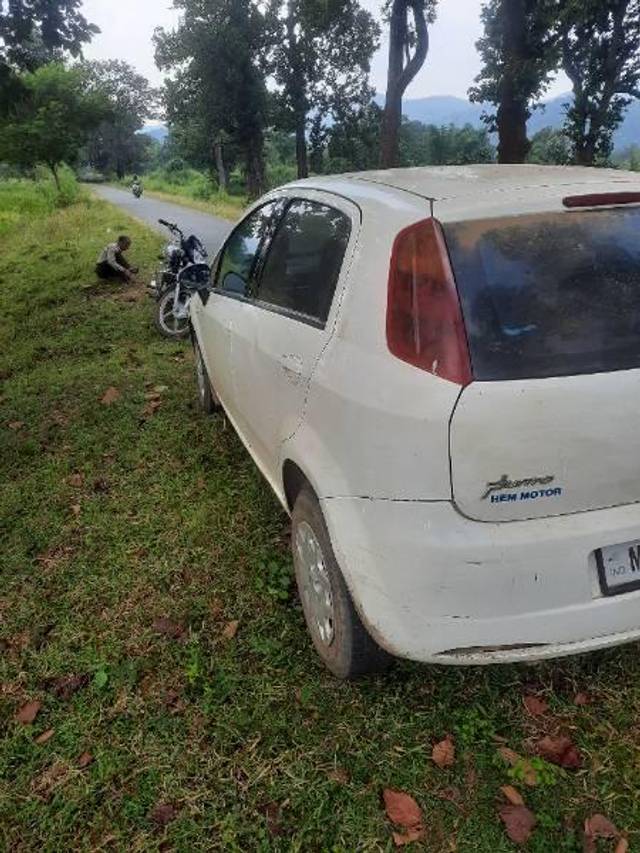 https://images10.gaadi.com/usedcar_image/3634983/original/processed_c874e3a4-ba62-48b0-8f6e-571c8ca82edc.jpg?imwidth=6402