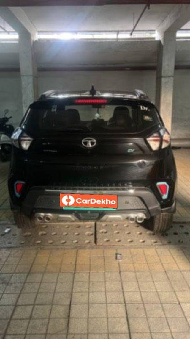 https://images10.gaadi.com/usedcar_image/3635027/original/processed_06f04b7f-283c-49d0-9089-6b9ac2eaa870.jpeg?imwidth=6400